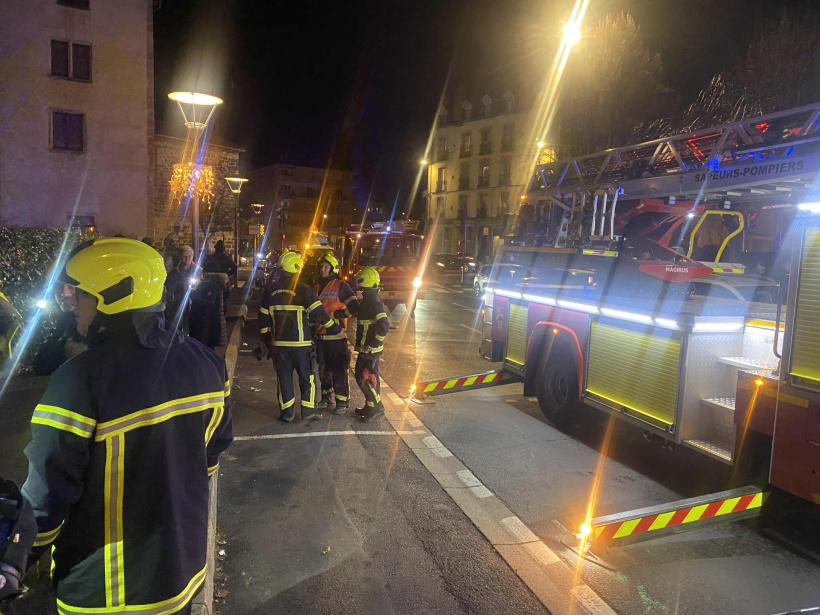 La grande échelle était sur place dans le cas d'une extraction par la fenêtre. 