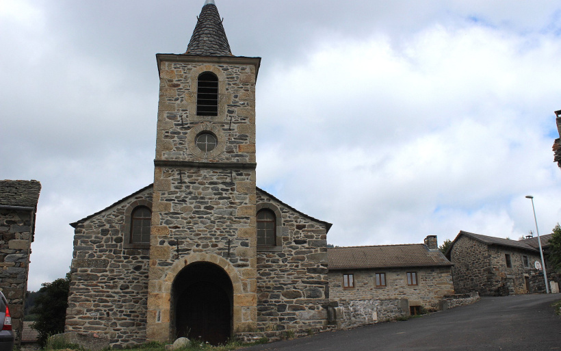 Les arches de l'Eglise tout entière souillés par l'agissement de certains de ses membres.