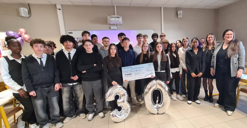 Un plein de sourires pour les élèves du lycée Jean Monnet 