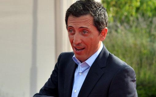 Gad Elmaleh a dû reprogrammer une partie de sa tournée "D'Ailleurs".