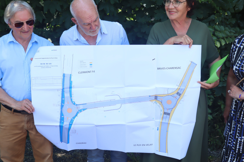 Présentation des plans du chantier
