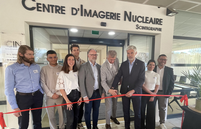 Les médecins du centre inaugure le centre