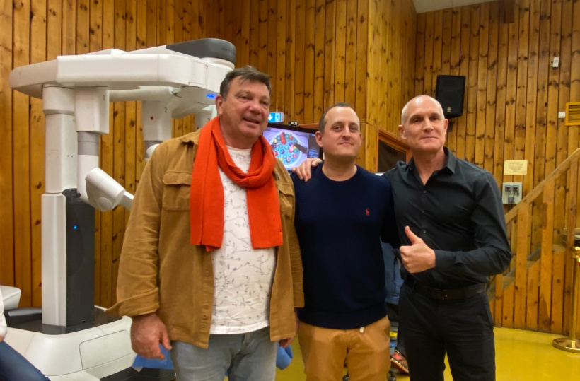 Présentation du robot Da Vinci X