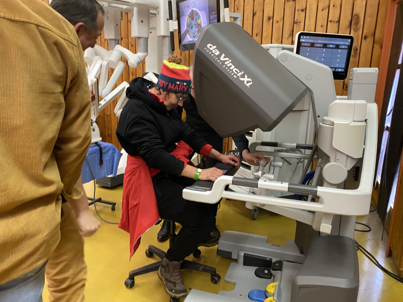 Marie-Agnès Petit aux manettes du robot