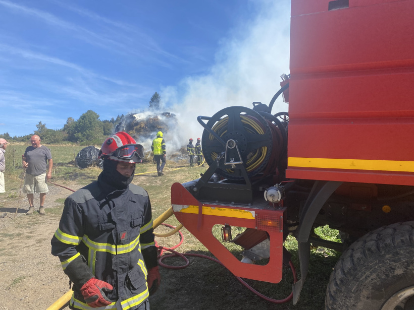Une vingtaine de pompiers se sont rendus sur place.