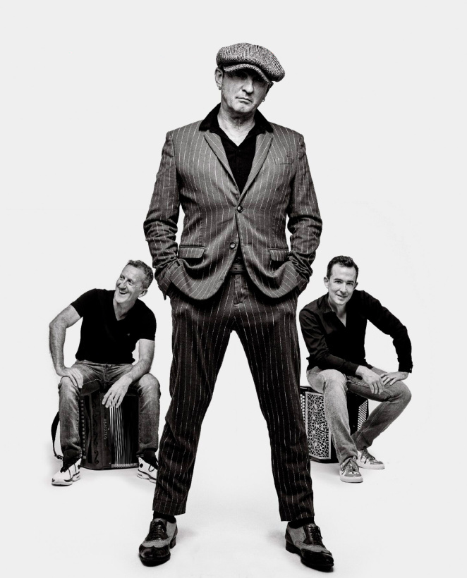 Yves Jamait et ses deux acolytes, Frédéric Langlais et Samuel Garcia.