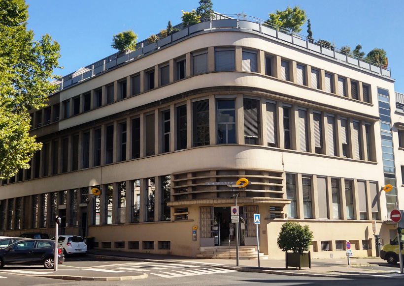 La grande poste du Puy inaccessible une centaine de jours dès la rentrée de septembre. 