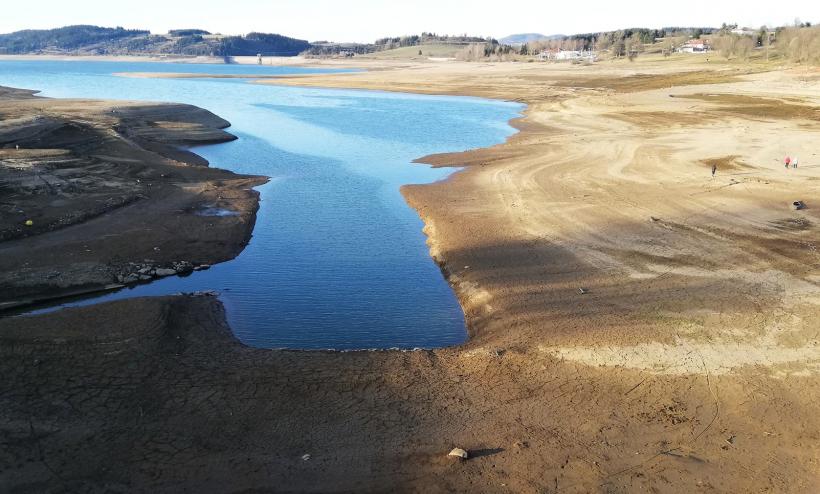 Cette photo du lac de Naussac a été prise dimanche 19 février 2023. 