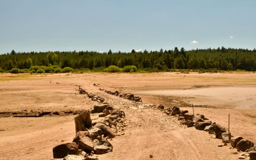 Le lac de Naussac au mois de juillet 2022.