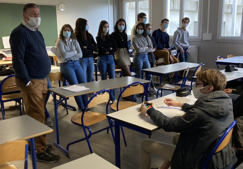 Au collège Jean Monnet d'Yssingeaux.