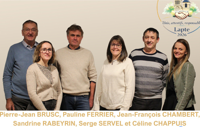 Sandrine Rabeyrin (au centre), capitaine de la liste nouvellement créée à Lapte.