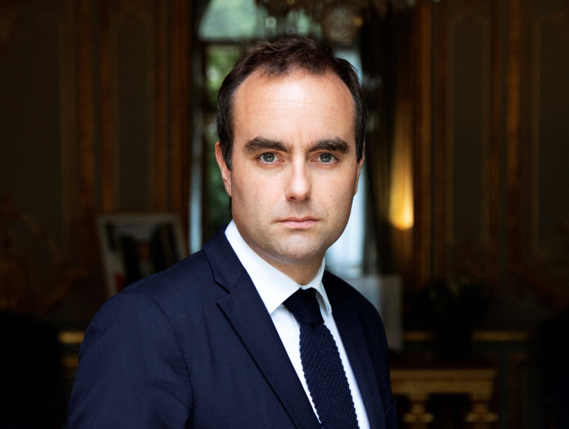 Sébastien Lecornu, 1er ministre d'un gouvernement de quelques heures. 