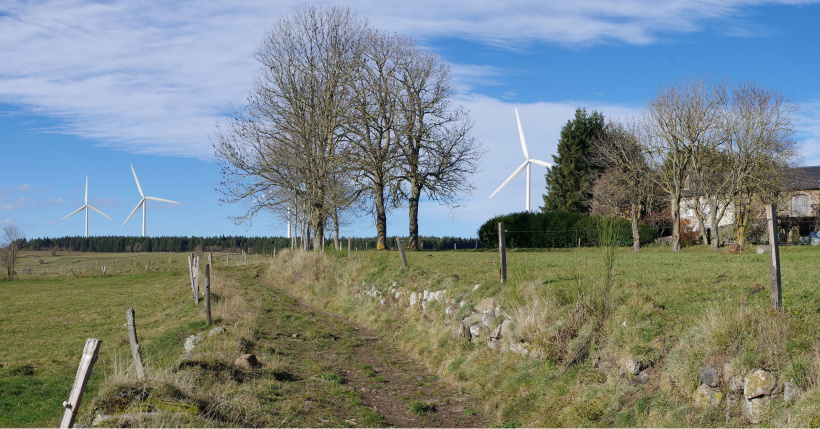 Projection de l'emplacement des éoliennes sur le plateau des Vastres