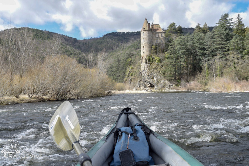 La Loire entre Peyredeyre et Lavoûte-sur-Loire.