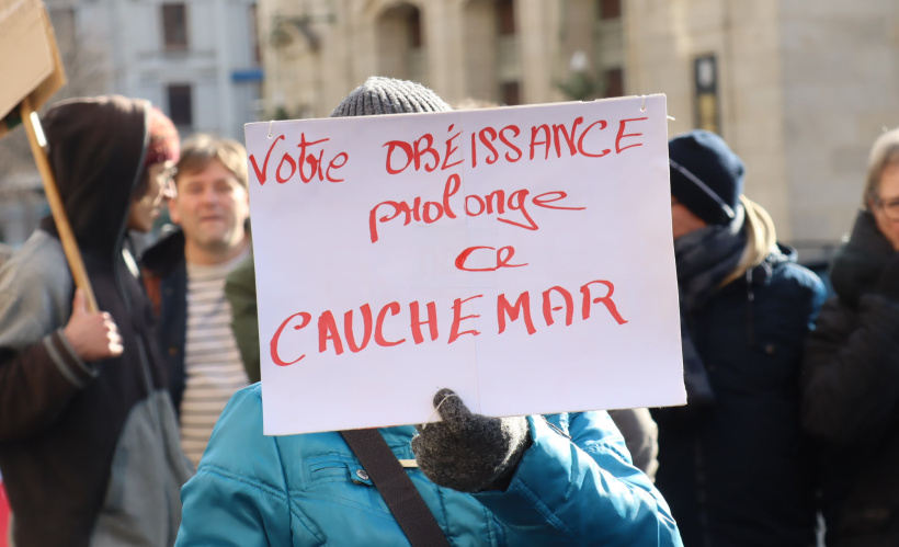 Une organisation souhaite que la rue se soulève en masse et "inverser le rapport de force"