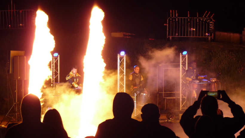 Spectacle de feu à la forteresse de Polignac