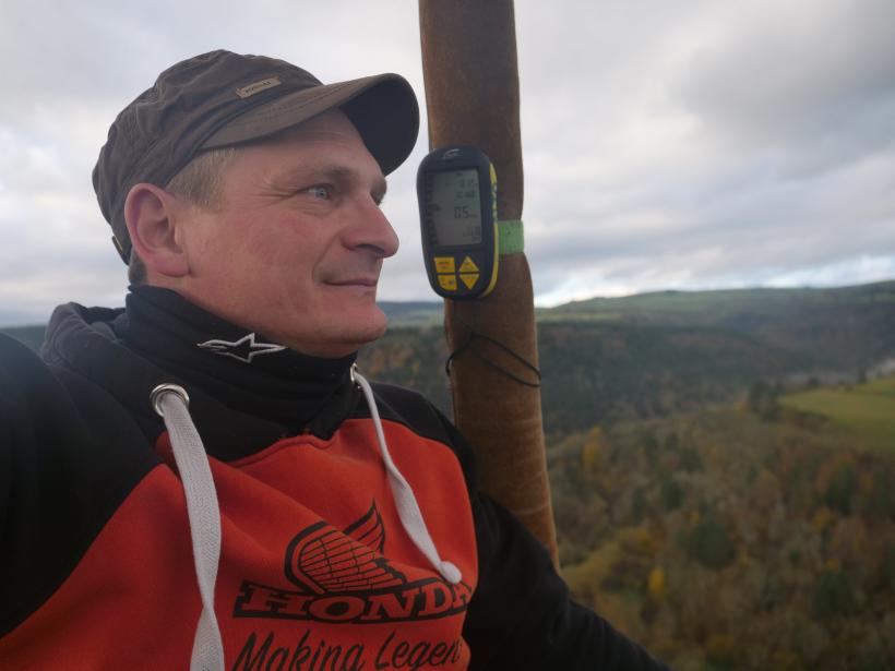 Guillaume Rage pilote professionnel de montgolfière depuis 2019. 