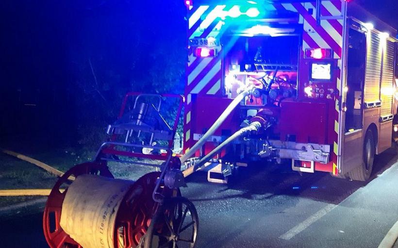 Les pompiers ont évité toute propagation des flammes.