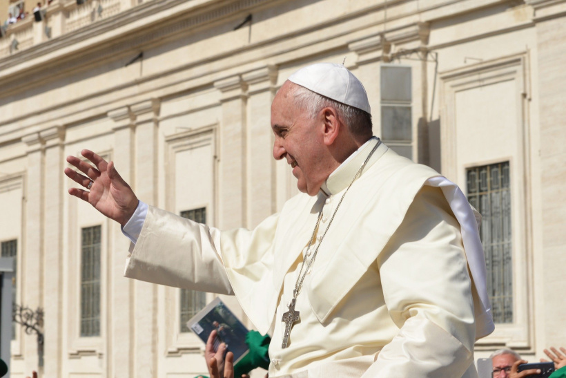 Le pape François est toujours invité au Puy-en-Velay.