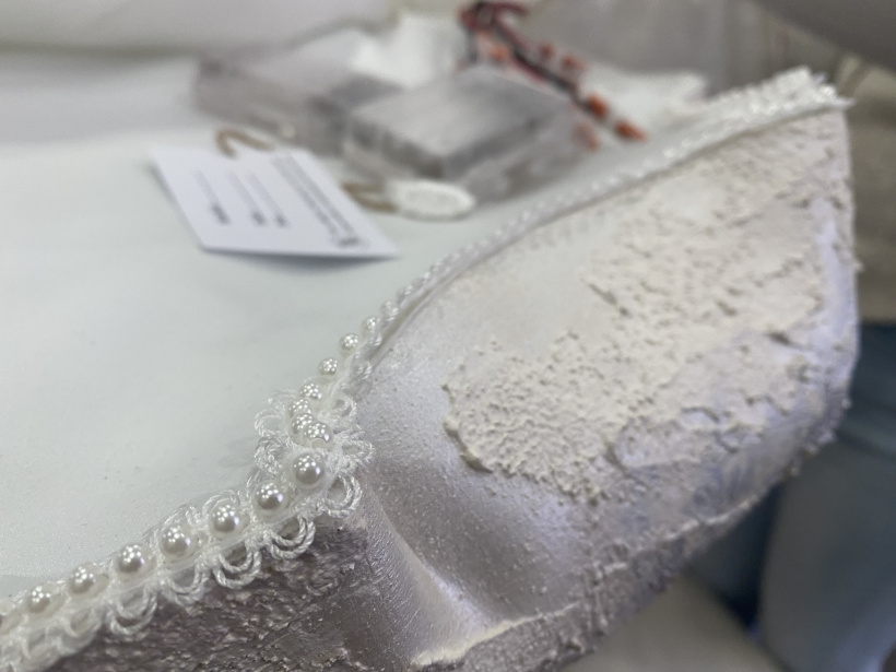 La robe sera mise en lumière avec des LED