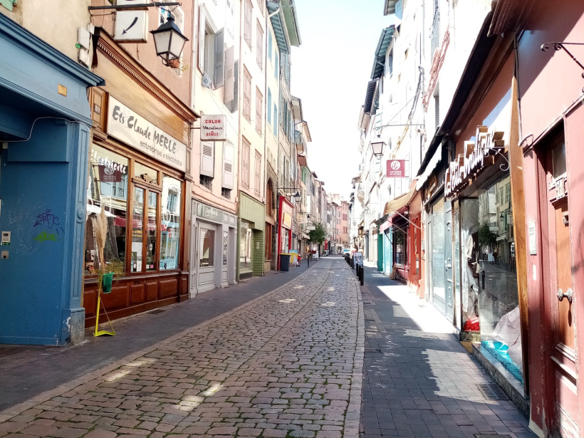 L'altercation a eu lieu dans la rue Chaussade au Puy-en-Velay.