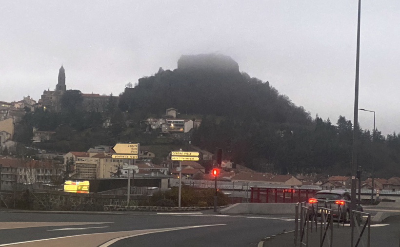 Ce mercredi 4 janvier 2023 pendant quelques secondes, la Vierge a déserté son Rocher.