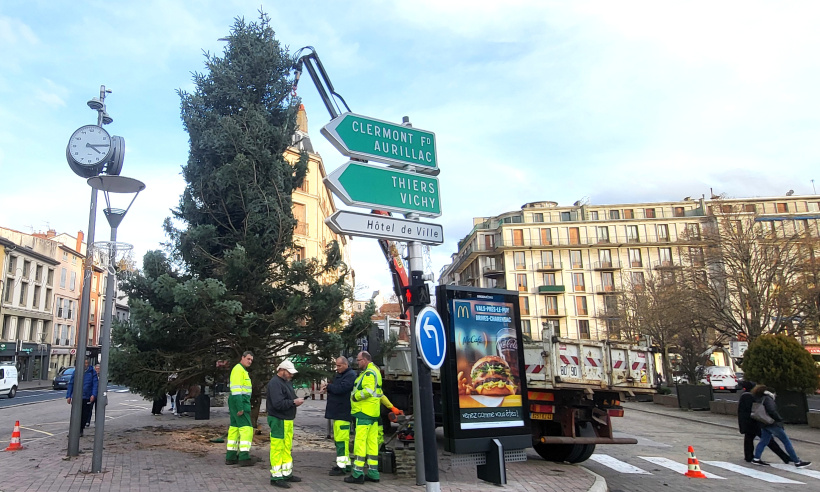 Un détail indique que Noël approche... Sauriez-vous le retrouver dans la photo ? 
