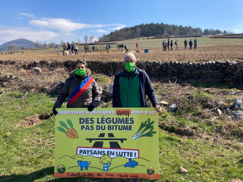 Myriam Laidouni-Denis, conseillère régionale écologiste, et Renaud Daumas, chef de file pour la Haute-Loire