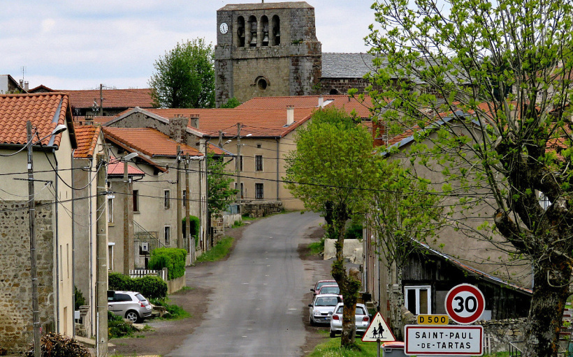 Le village de Saint-Paul-de-Tartas.