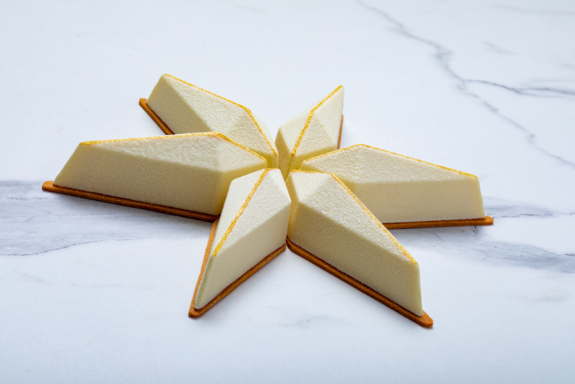 Un dessert en forme d'étoile réalisé par Guillaume Abrevoir