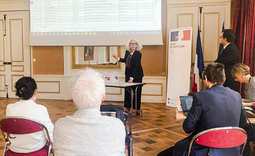 La séance été ouverte au public