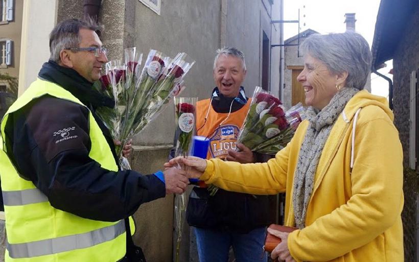 Opération Une Rose un Espoir