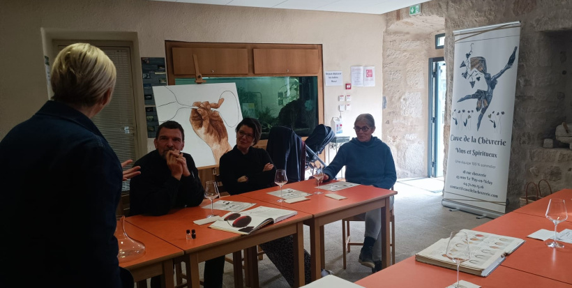 Atelier dégustation des vins bio produits à Rosières