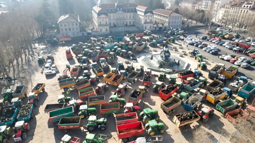 Place du Breuil au Puy ce jeudi 25 janvier