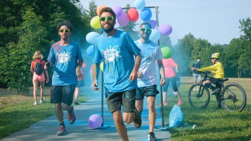 Explosion de couleurs et de sourire pour la Color Run de Fit Run Sport