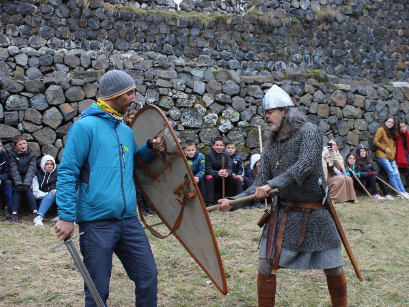 Démonstration d'un combat médiéval