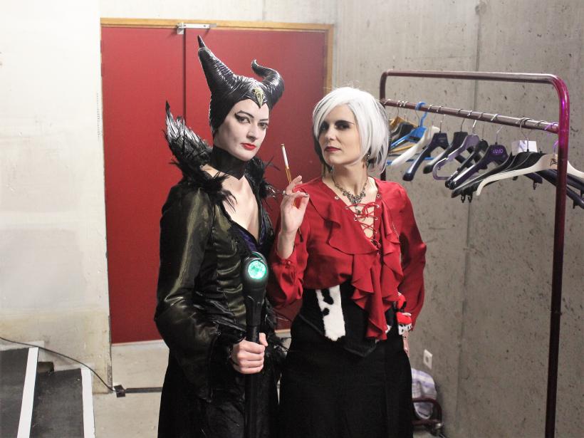 Elodie et Cécilia alias Cruella d’enfer et Maléfique à la Japan'Game de Brives-Charensac