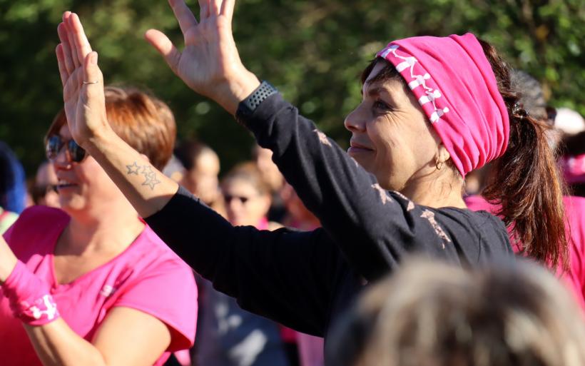 Une course, une cause et des milliers de sourires au nom de l'espoir et de la solidarité.