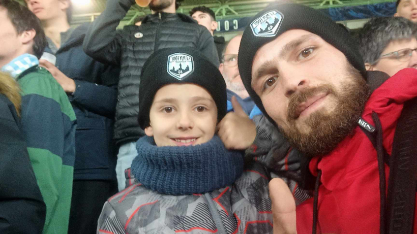 Les supporters  du match Le Puy Foot - Stade Rennais au stade Geoffroy-Guichard