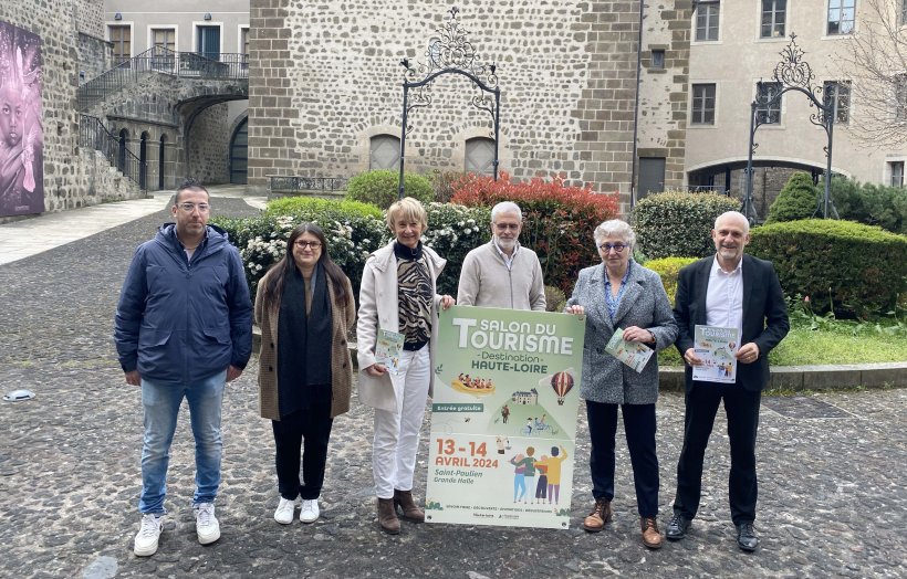 La Maison du Tourisme Haute-Loire, Tout un évènement et la mairie ruessienne...partenaires