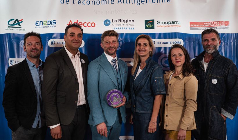 Le trophée Local atterrit dans les mains de l'entreprise So France is Co.