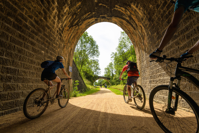 tunnel via velay