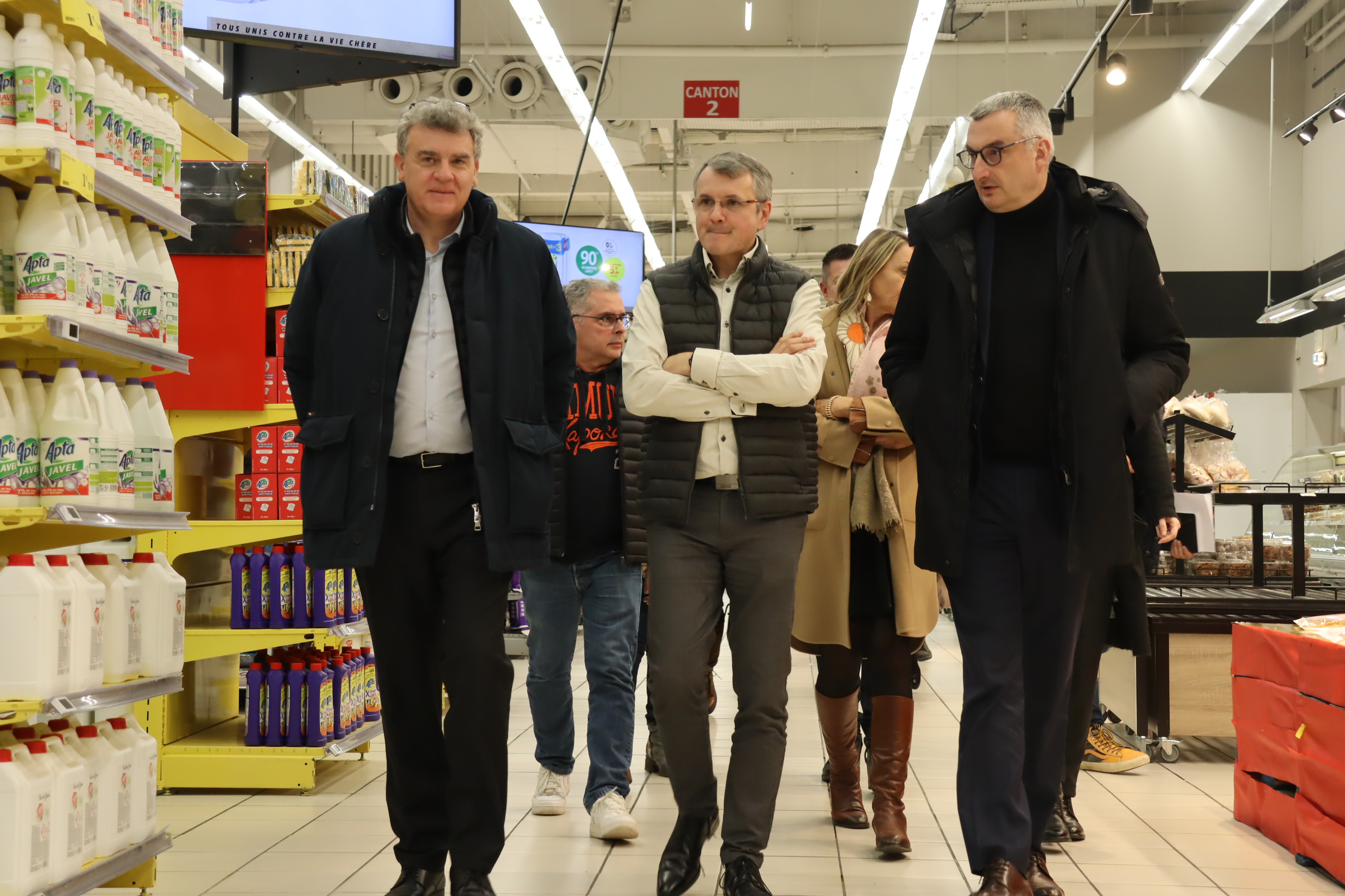 Intermarché de Vals : Lobbyra bien qui lobbyra le dernier