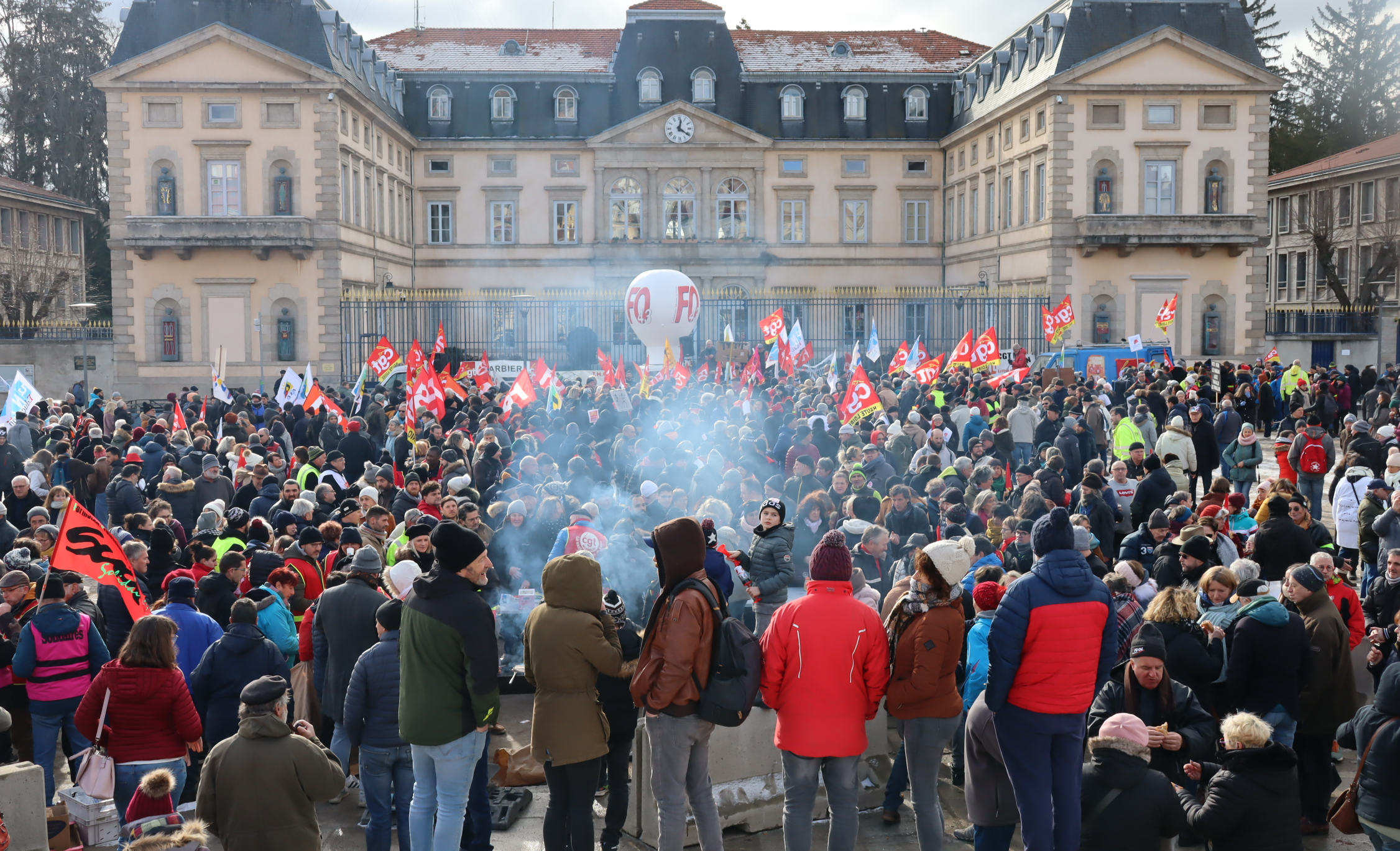Manifestations Le Puy En Velay Ce Week End Réforme des retraites : entre 4 500 et 10 000 manifestants au Puy